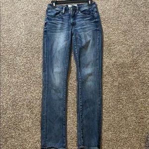 | Buckle blue jeans | Departwest |